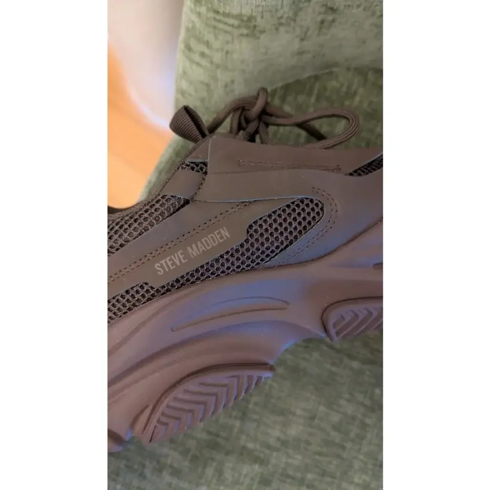Steve Madden Possession Sneakers, size 9 (US)